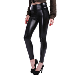 Jasmijn | Comfortabele leren legging voor vrouwen in de kleur Zwart voor dames in stijl ideaal voor de herfst.