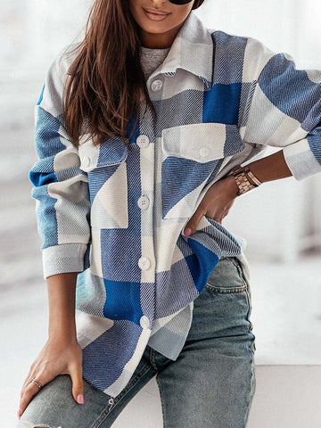 Johanne | Modieus Oversized Blouse in de kleur Blauw voor dames in Streetwear stijl ideaal voor de herfst.