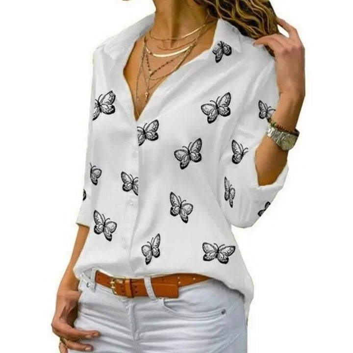 Karita | Luchtige Lente Blouse in de kleur Wit voor dames in Formal stijl ideaal voor de herfst.