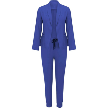 Slim-fit blazer en broek set, uitgevoerd in een trendy effen kleur voor een stijlvolle en verfijnde look. Gemaakt van hoogwaardige materialen voor comfort, duurzaamheid en een moderne uitstraling. Maattabel beschikbaar voor de perfecte pasvorm.