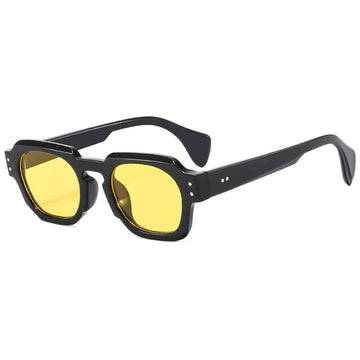 Levi | Zonnebril in pilotenstijl in de kleur Geel voor heren in stijl ideaal voor de lente.