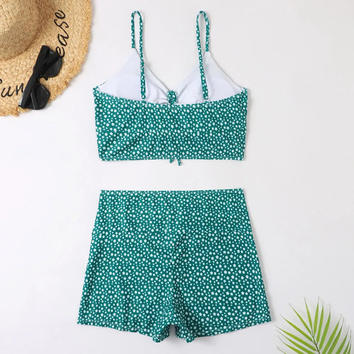 Lia | Schattige & trendy bloemen bikini in de kleur Groen voor dames in Beach stijl ideaal voor de zomer.