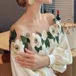 Lorenza- Bloemenpatroon Blouse in de kleur Crème voor dames in Formal stijl ideaal voor de lente.