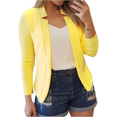 Lotte | Kleine dames blazer in solide kleur in de kleur Geel voor dames in Formal stijl ideaal voor de herfst.