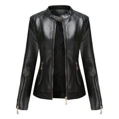 Lotte | Stijlvolle leren jas in de kleur Zwart voor dames in stijl ideaal voor de herfst.