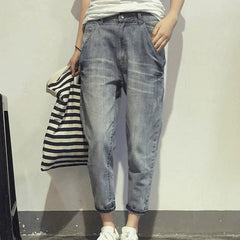 Luna | Trendy en Comfortabele Jeans in de kleur Lichtblauw voor dames in stijl ideaal voor de lente.
