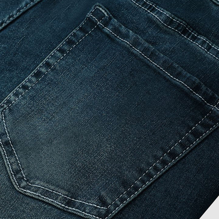 Maartje | Stijlvolle damesbroek in de kleur Blauw voor dames in stijl ideaal voor de herfst.