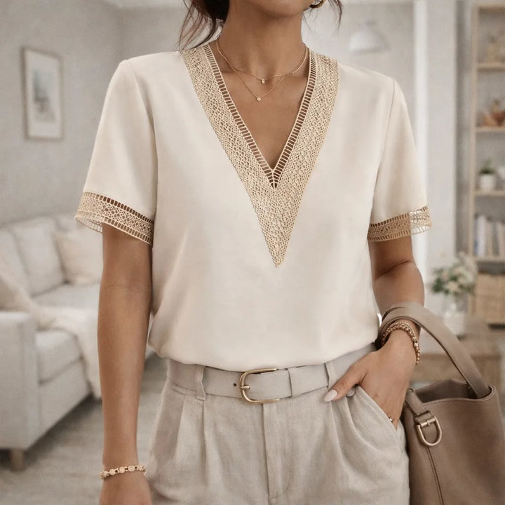Blouse met kantdetails