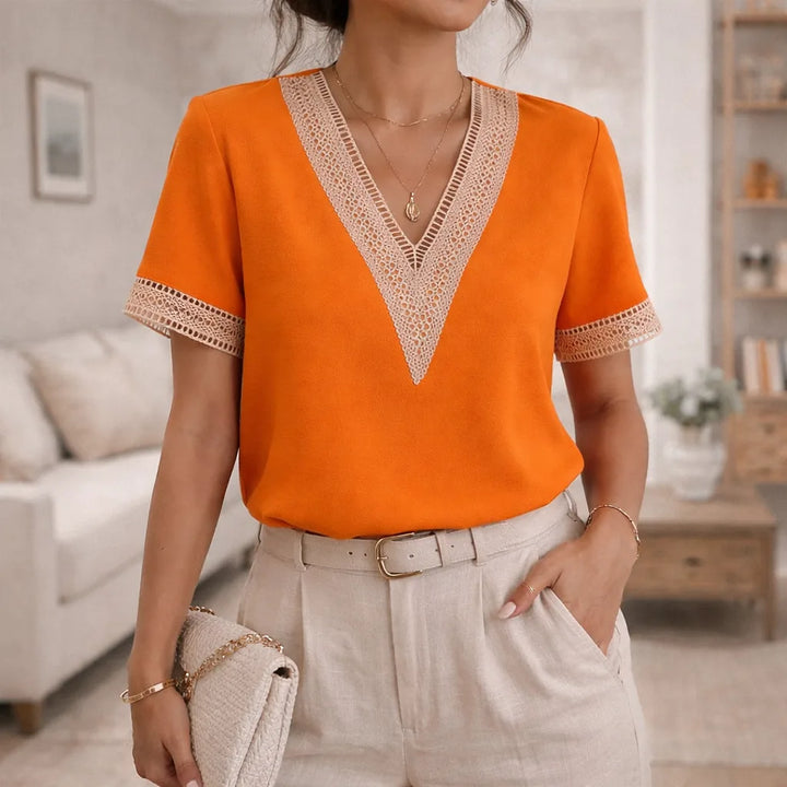 Blouse met kantdetails