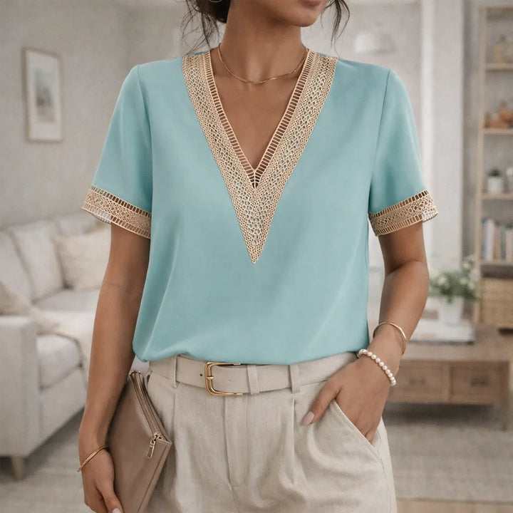 Blouse met kantdetails