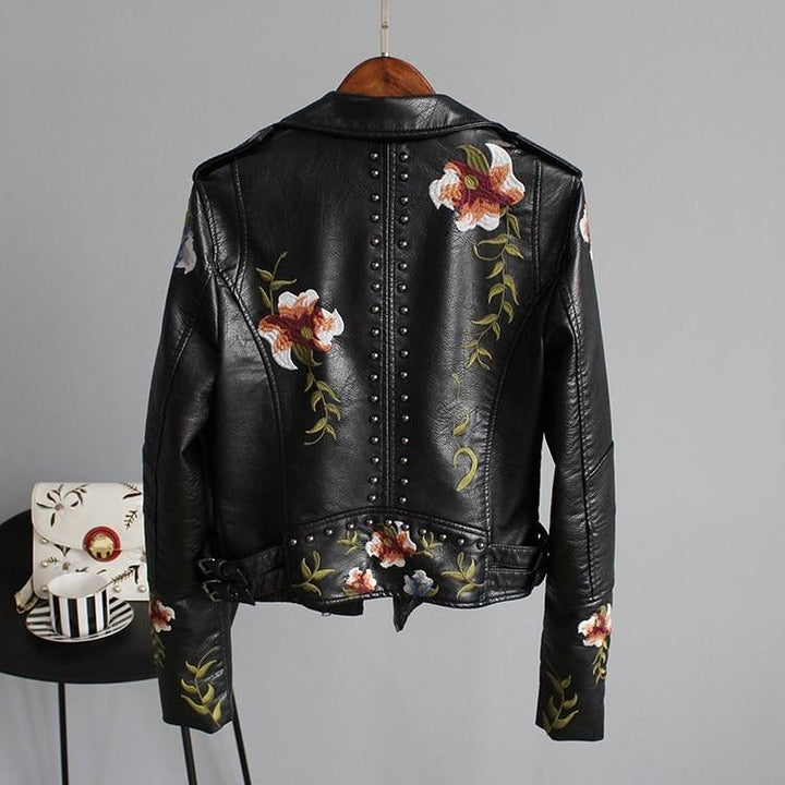 Maudna | Leren Dames Jas in de kleur Zwart voor dames in stijl ideaal voor de herfst.