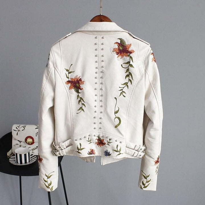 Maudna | Leren Dames Jas in de kleur Zwart voor dames in stijl ideaal voor de herfst.