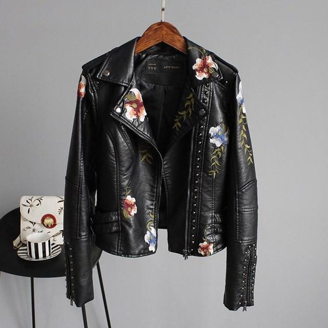 Maudna | Leren Dames Jas in de kleur Zwart voor dames in stijl ideaal voor de herfst.