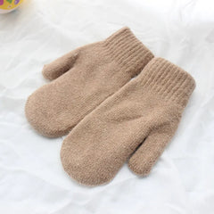 Nessa | Warme & stijlvolle pluche wanten in de kleur Khaki voor dames in Lounge stijl ideaal voor de winter
