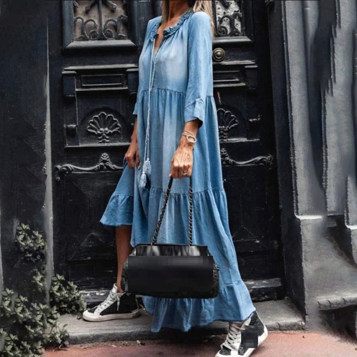 Nina | Comfortabele Maxijurk in de kleur Blauw voor dames in stijl ideaal voor de lente.