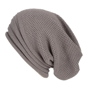 Nina | Comfy & trendy gebreide beanie in de kleur Lichtgrijs voor dames in Streetwear stijl ideaal voor de winter