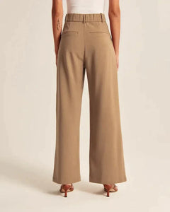 Saskia | Hoge Taille Wijde Pijp Broek in de kleur Beige voor dames in Casual stijl ideaal voor de winter