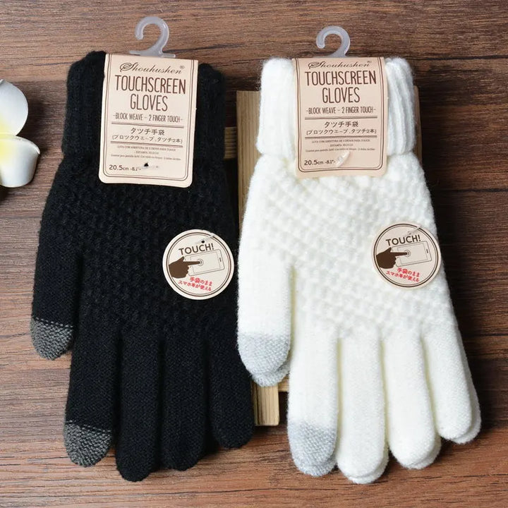 Sophie | Stijlvolle en functionele gebreide handschoenen in de kleur Zwart voor dames in stijl ideaal voor de winter