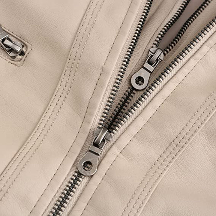 WENDE | Stijlvolle leren damesjas in de kleur Zwart voor dames in stijl ideaal voor de herfst.