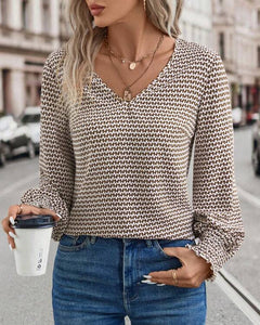 Elegante Blouse met V-hals in de kleur Khaki voor dames in stijl ideaal voor de herfst.