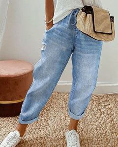 Jeanne | Jeans met casual stijl en zakken in de kleur Blauw voor dames in stijl ideaal voor de herfst.